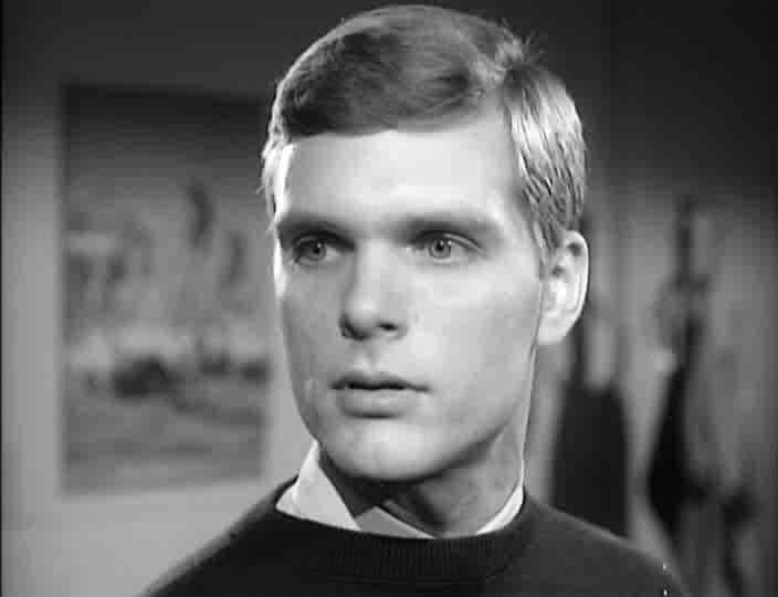 keir dullea manner