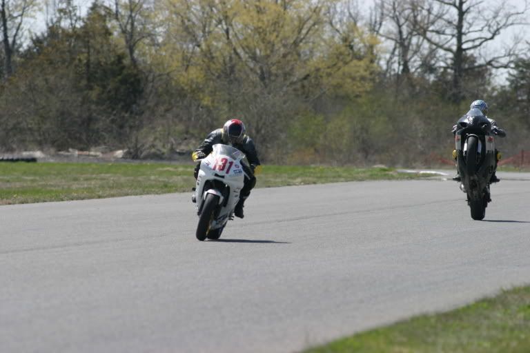 http://i10.photobucket.com/albums/a112/ronnietrackpics/IMG_3970.jpg