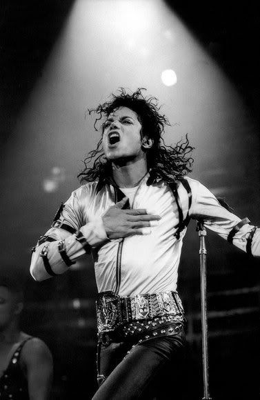 Michael-Jackson-michael-jackson-690.jpg