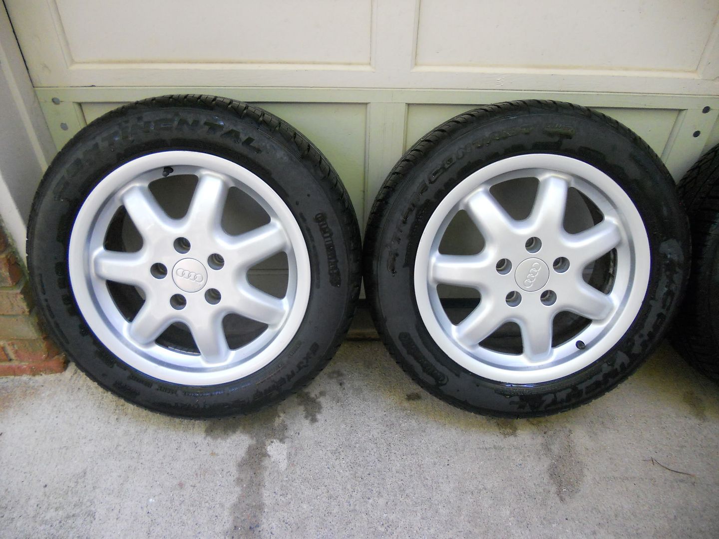 "Swing" wheels 16" with BRAND NEW Coni Extreme Contact ZR tires VW