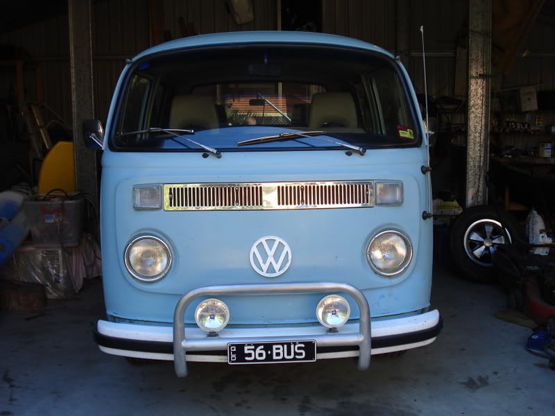http://i10.photobucket.com/albums/a126/66van/twincab067.jpg