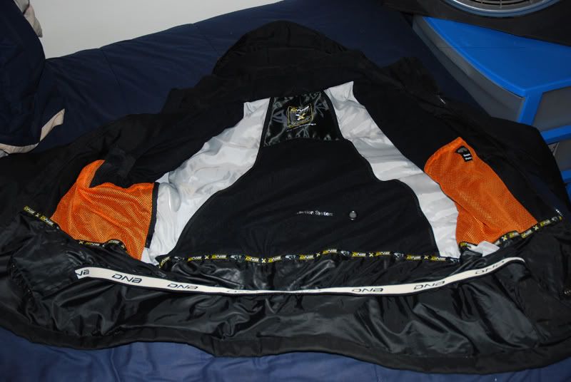 http://i10.photobucket.com/albums/a130/ryanmcell/jacket2-1.jpg