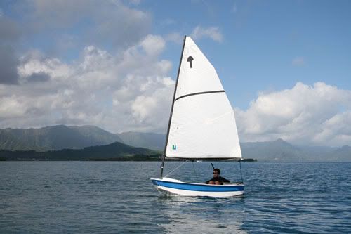 IMAGE: http://i10.photobucket.com/albums/a134/hawaiisailornate/classboat%20no1/toros/IMG_1610.jpg