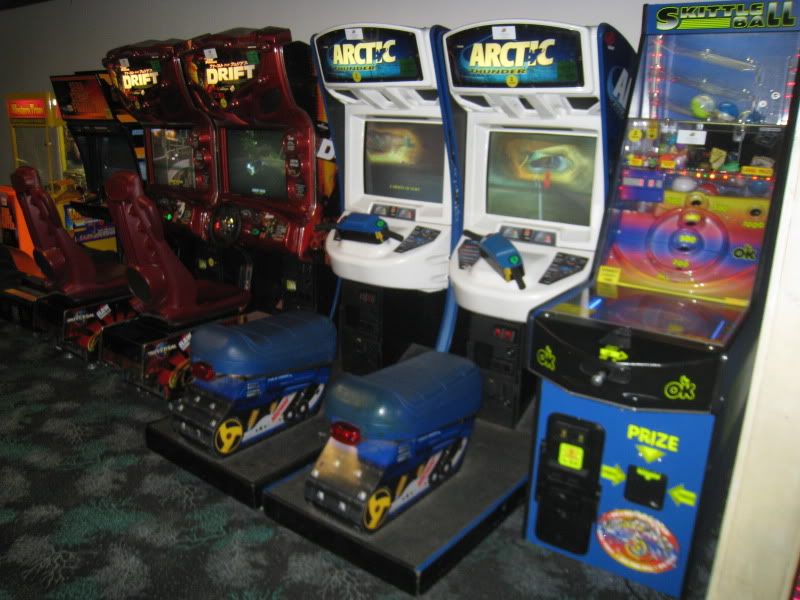 BowlingBarnFunplex005.jpg
