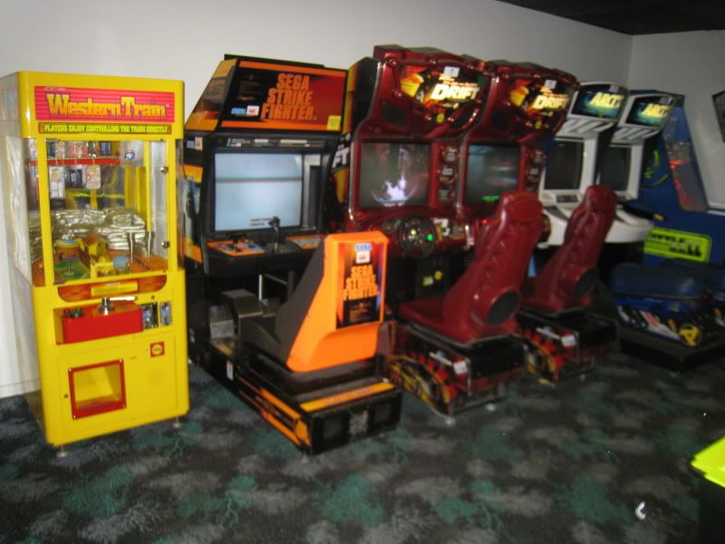 BowlingBarnFunplex007.jpg