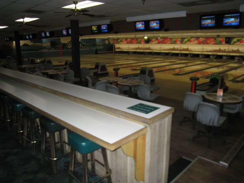 BowlingBarnFunplex009.jpg
