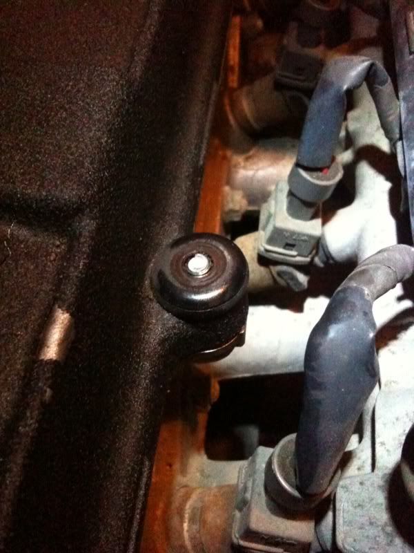broke valve cover screw bolt! Team Integra Forums