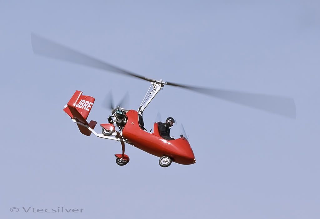 IMAGE: http://i10.photobucket.com/albums/a139/vtecsilver/Rougham%20Aug%202009/IMG_5522.jpg