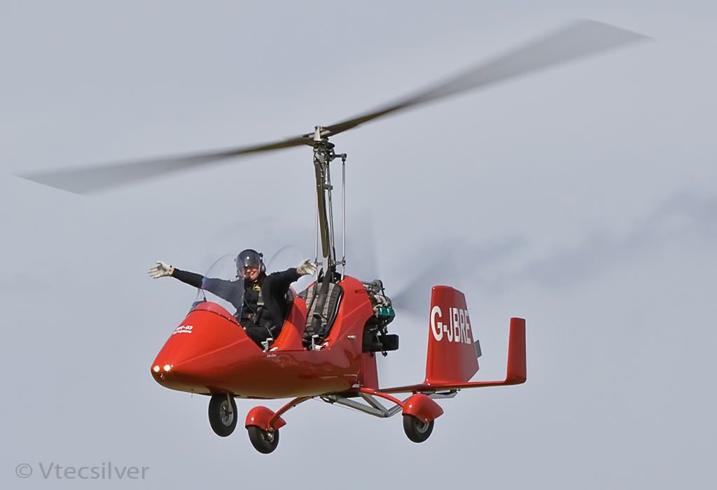 IMAGE: http://i10.photobucket.com/albums/a139/vtecsilver/Rougham%20Aug%202009/IMG_5526.jpg