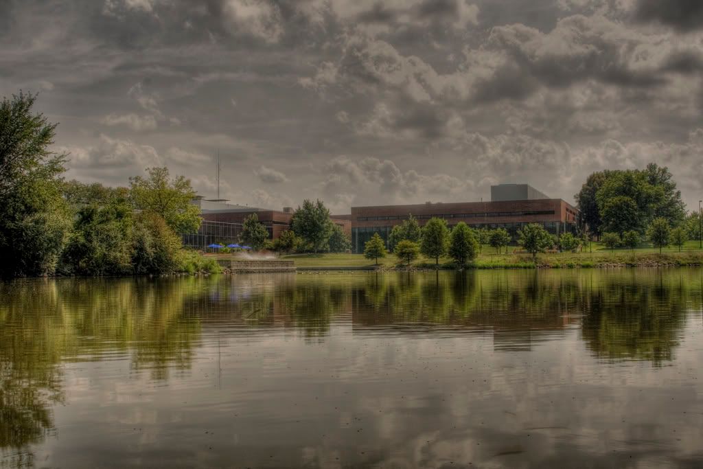 IMAGE: http://i10.photobucket.com/albums/a140/izatt82/pond2__2.jpg