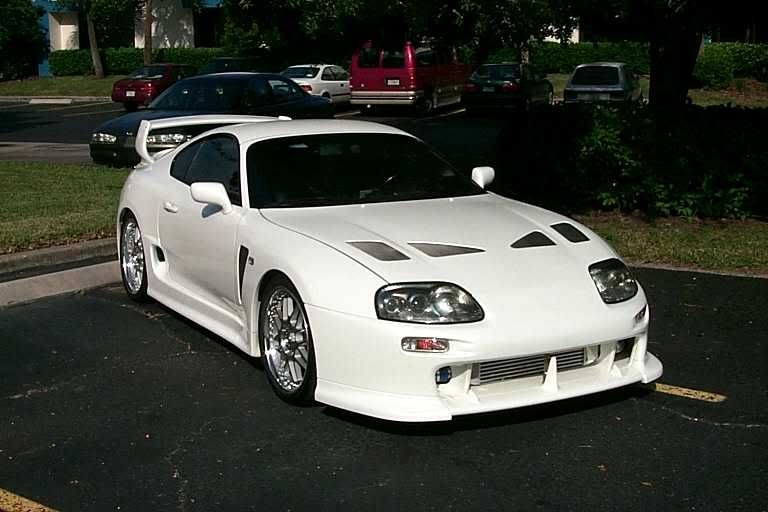 [Image: WhiteSupra.jpg]