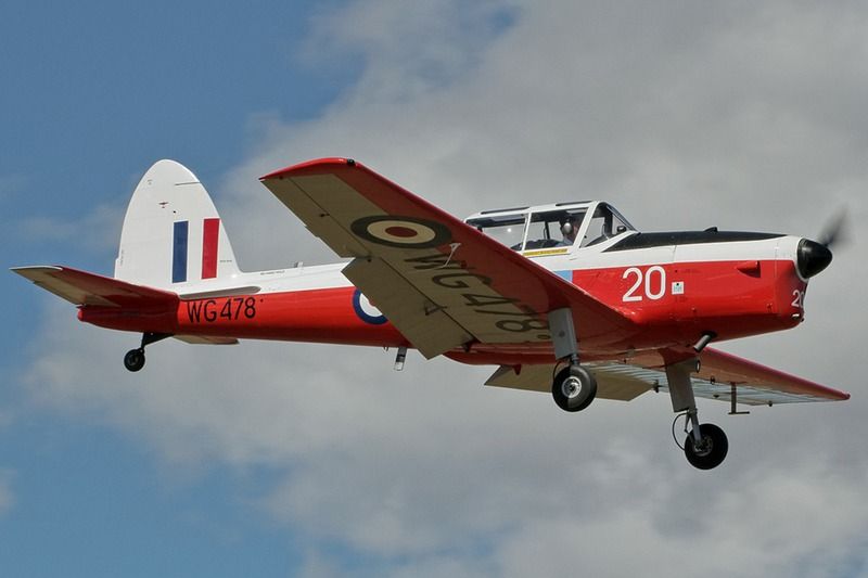 VH-MMS%20at%20Bundaberg3%2020.08.2011%20