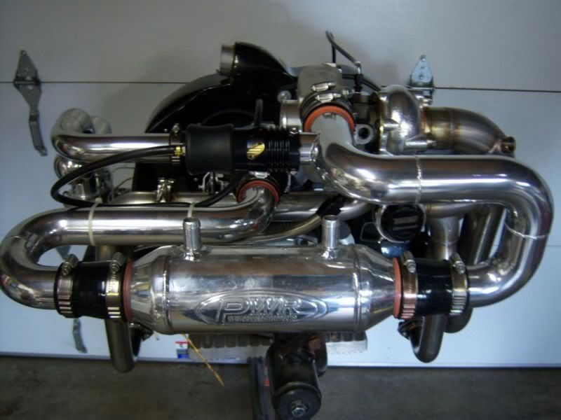 http://i10.photobucket.com/albums/a145/Dasdubber/2442%20turbo/Mar18engine8.jpg