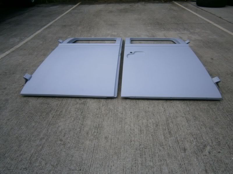 http://i10.photobucket.com/albums/a145/Dasdubber/latesplitcargodoors2.jpg