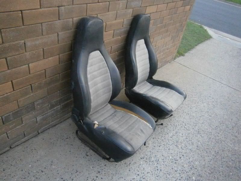 http://i10.photobucket.com/albums/a145/Dasdubber/porscheseats3.jpg