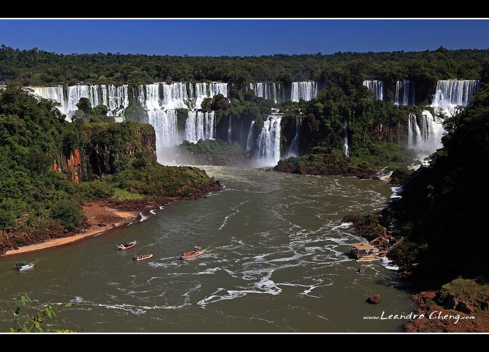 http://i10.photobucket.com/albums/a149/Chaco293/Blog/06-2013/2013-04/201304_Iguazu/800/130423_8923.jpg