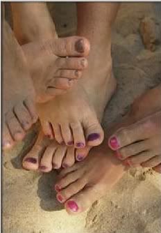 bare feet Pictures, Images and Photos