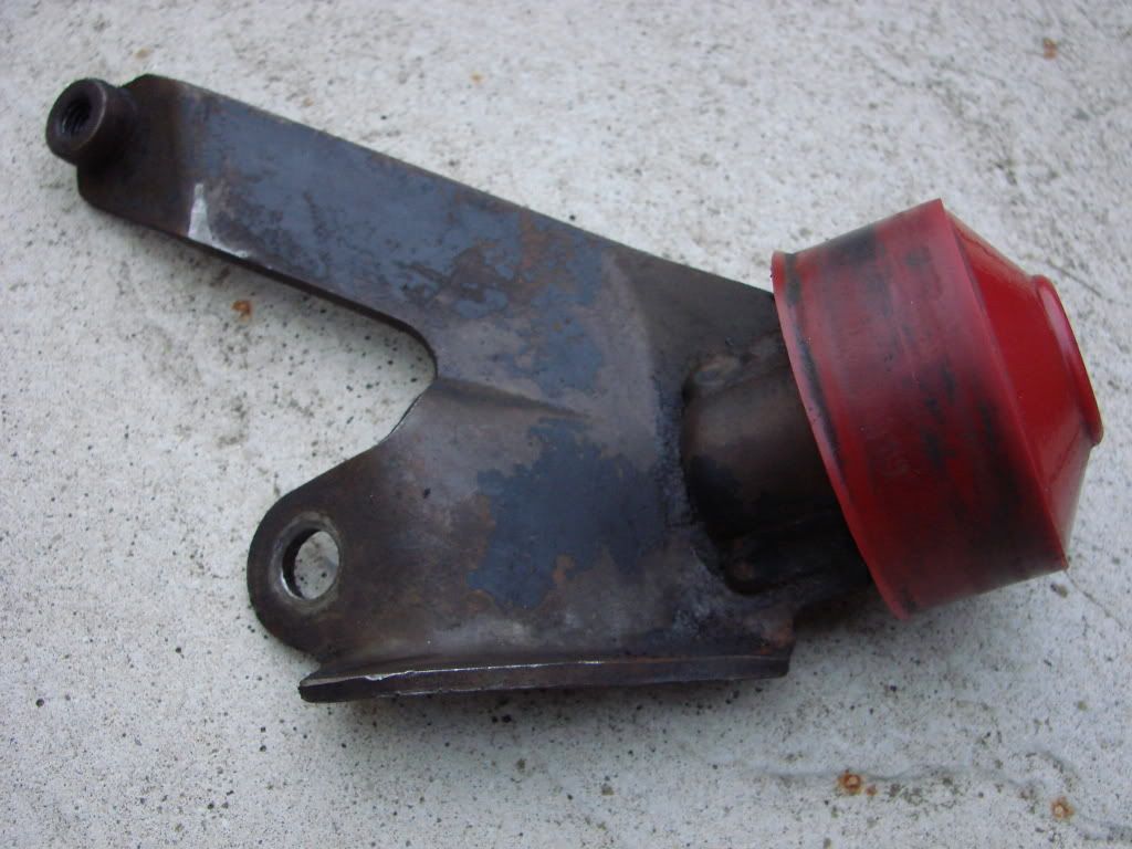 For Sale Mk1 Golf Polybush front engine mount with bracket